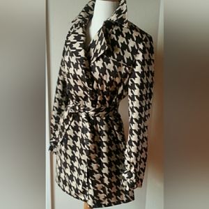 Vertigo Paris Houndstooth Trench Coat